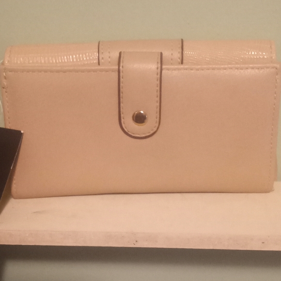 NWT Jones New York Wallet - Picture 2 of 5